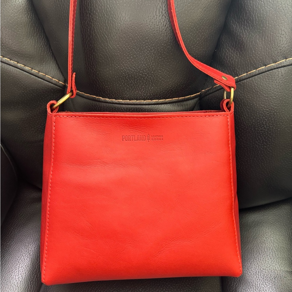 Portland Leather Vibrant Red Crossbody Bag